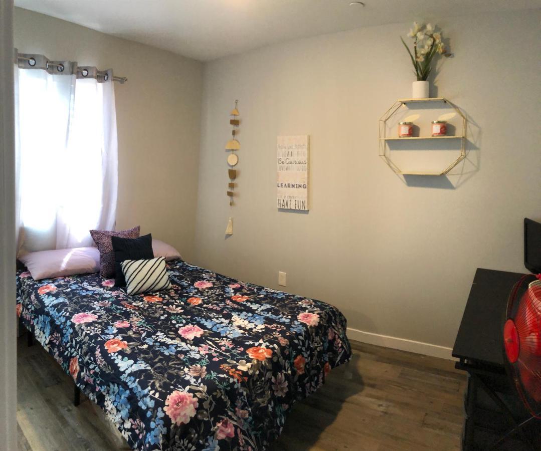 Cozy And Comfy Rooms Near Sofi Stadium, Dtla, Usc, Lax, Hollywood, Beaches Shared Home Habitación en casa particular Los Ángeles